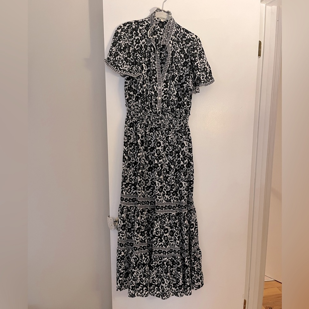 Max Studio black and white floral maxi dress, size L